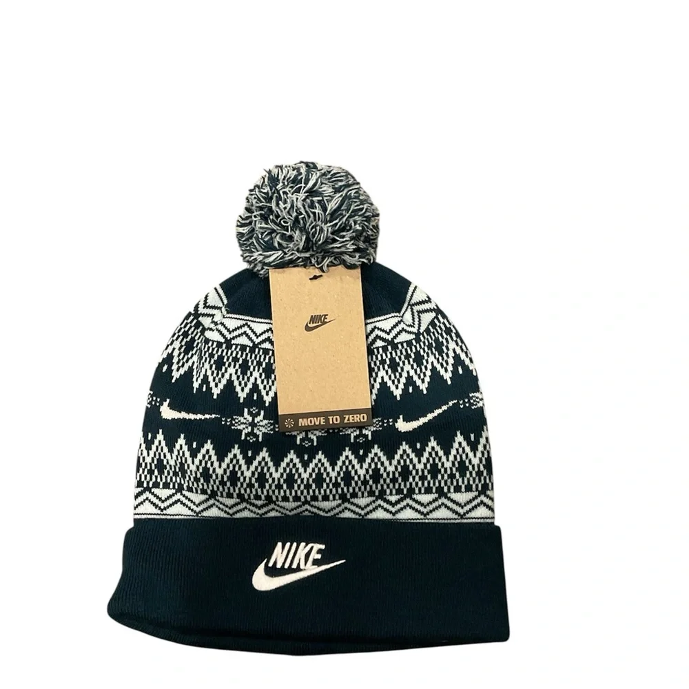Nike Kids Move To Zero Fair Isle Beanie Pom Knit Hat Navy White CW5871-451